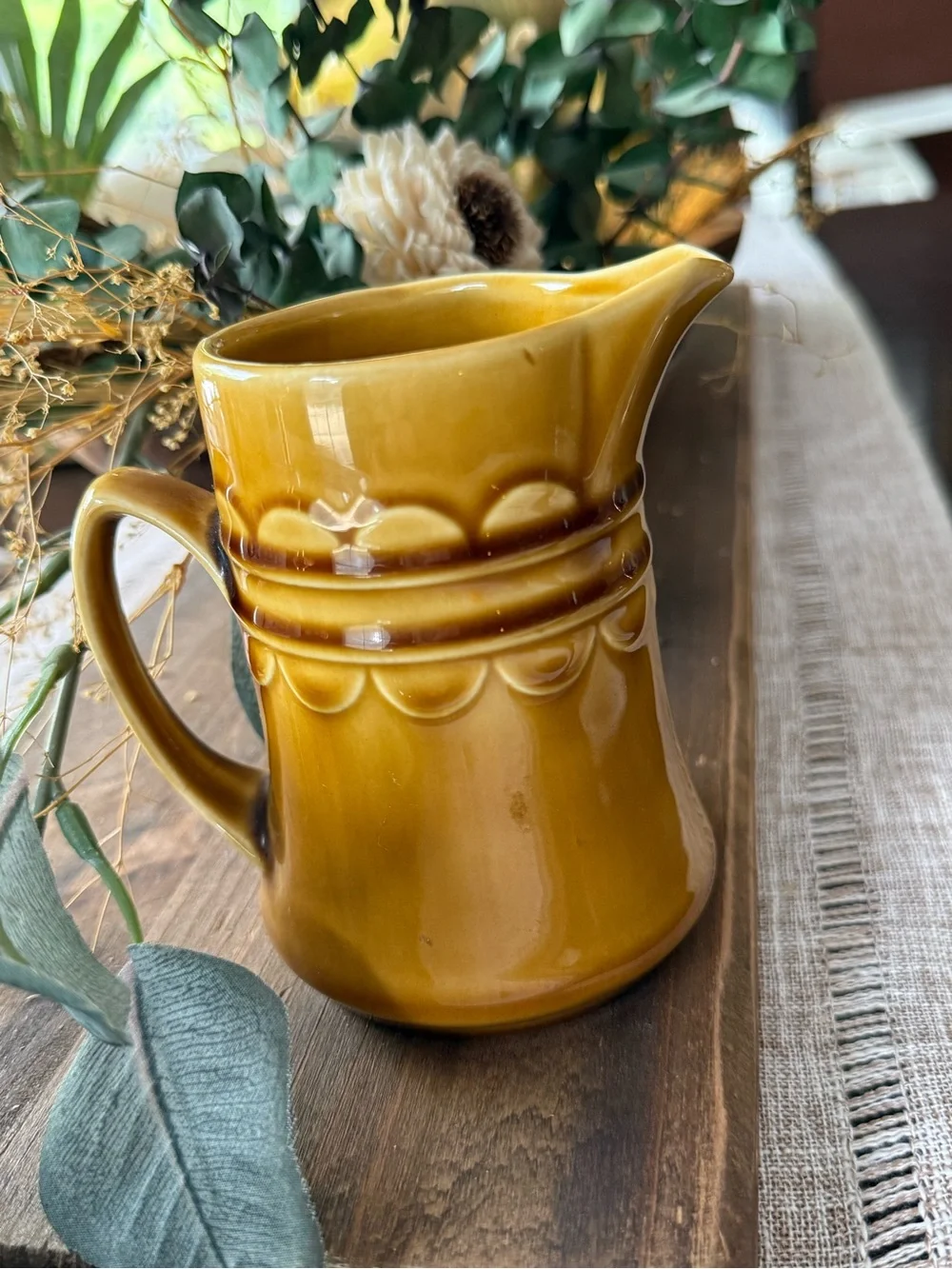 Vintage Homer Laughlin Granada Creamer Gold Speck Glaze - Picture 2 of 5